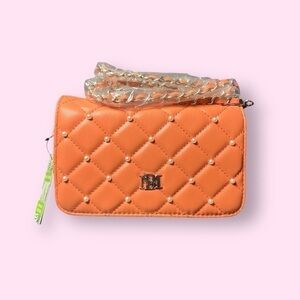 NWT Badgley Mischka Coral Diamond Quilted Crossbody
